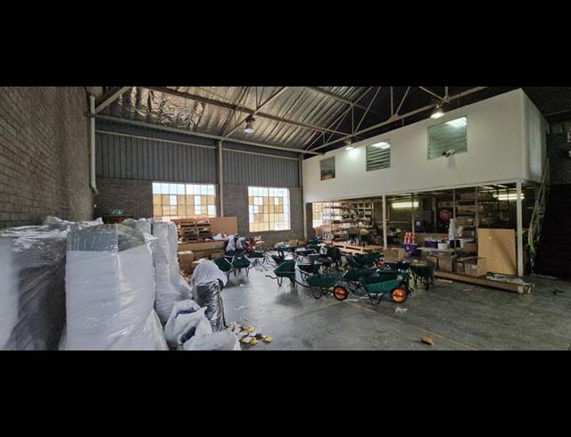 INDUSTRIAL PROPERTY TO RENT IN HALFWAY HOUSE